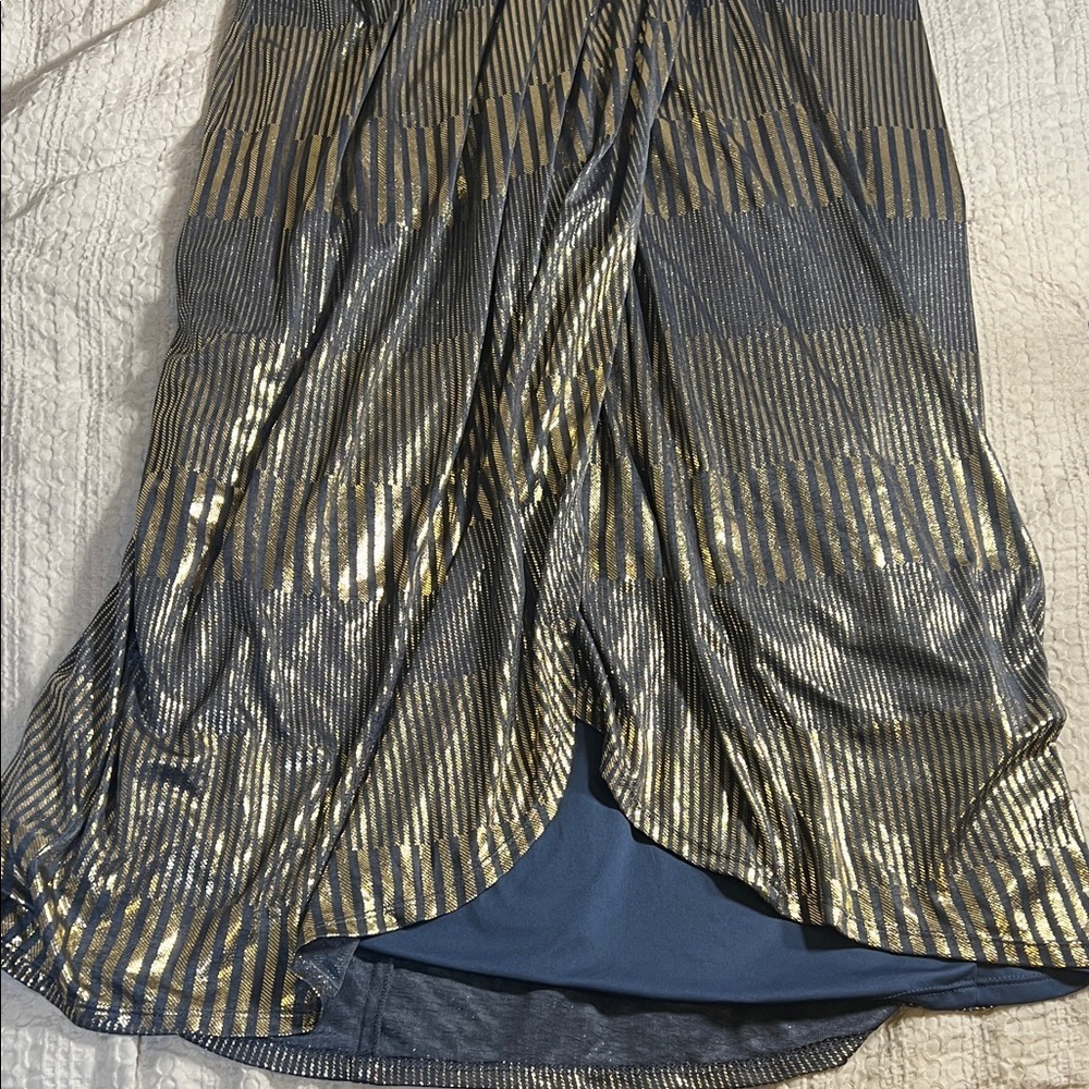 Hutch Gold and Black Midi Dress size 16W plus - Picture 10 of 12